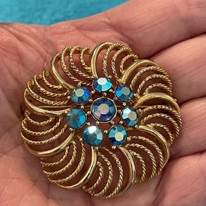 Vintage Aurora Borealis Brooch